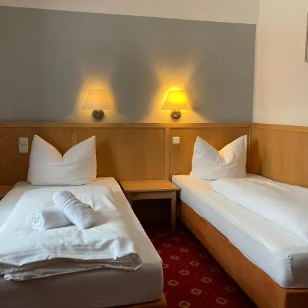 Und Restaurant Landhaus Veranstaltungshaus Hotel *